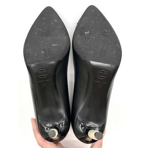 Chanel Patent Cap-Toe Pearl Heel Pumps in Black Leather EU38 US 7-7.5 - Picture 9 of 11